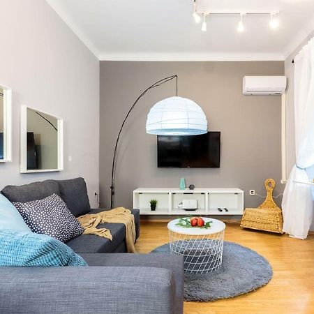 Apartment Dolac In Center Of Town ริเยกา ภายนอก รูปภาพ