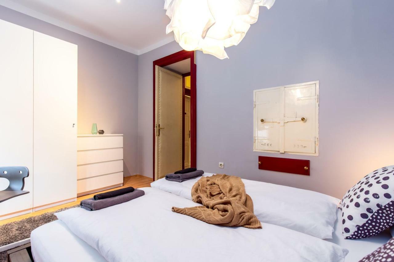 Apartment Dolac In Center Of Town ริเยกา ภายนอก รูปภาพ